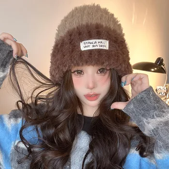 Корейская осенне-зимняя цветная печатная буква Плюшевая шляпа с черепом Женская уличная термозащита ушей Вязаная утолщенная шапочка-бини