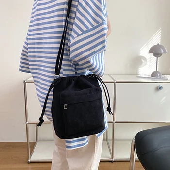 Модные бархатные повседневные Холщовые сумки через плечо, Корейская Женская сумка-мешок, маленькая квадратная сумка на шнурке в стиле ретро
